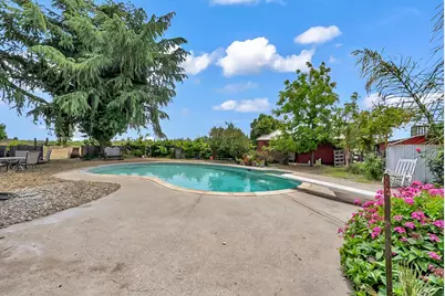 7119 Mercedes Avenue, Winton, CA 95388 - Photo 33