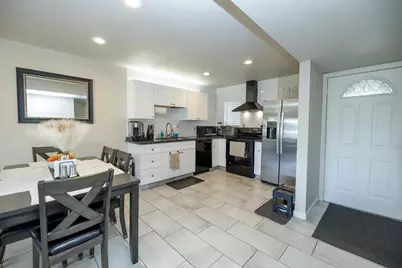 3722 W Benjamin Holt Drive #16, Stockton, CA 95219 - Photo 9