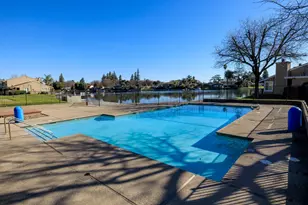 3722 W Benjamin Holt Dr, Stockton, CA 95219 - Photo 33