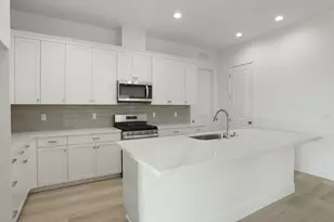 484 Vinal Dr, Manteca, CA 95337 - Photo 9