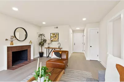 4843 L Parkway, Sacramento, CA 95823 - Photo 5