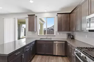 9474 Cheverny Wy, Sacramento, CA 95829 - Photo 9