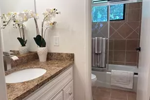 6821 Havenhurst Dr, Sacramento, CA 95831 - Photo 11