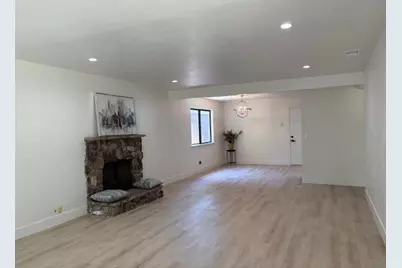 6821 Havenhurst Drive, Sacramento, CA 95831 - Photo 7
