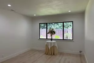 6821 Havenhurst Dr, Sacramento, CA 95831 - Photo 3