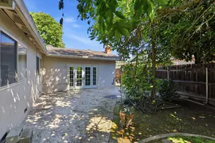 2545 Notre Dame Dr, Sacramento, CA 95826 - Photo 39