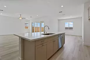 450 Vinal Dr, Manteca, CA 95337 - Photo 7