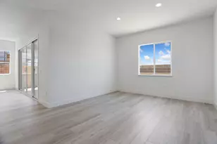 450 Vinal Dr, Manteca, CA 95337 - Photo 11