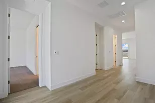 450 Vinal Dr, Manteca, CA 95337 - Photo 31