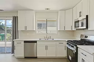 2030 E Lafayette St, Stockton, CA 95205 - Photo 21