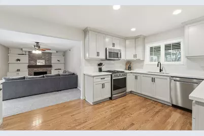 365 Birchwood Court, Modesto, CA 95350 - Photo 7