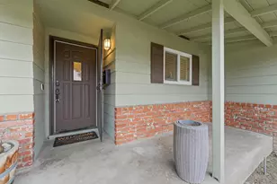 365 Birchwood Ct, Modesto, CA 95350 - Photo 5