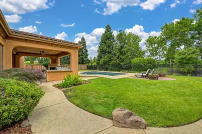 4000 Kingsbarns Drive, Roseville, CA 95747 - Photo 65