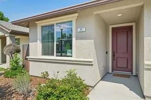 11 Conquest Ct, Sacramento, CA 95817 - Photo 3