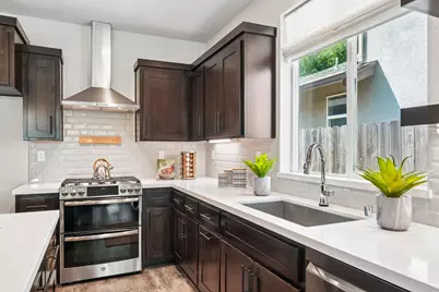 11 Conquest Court, Sacramento, CA 95817 - Photo 11