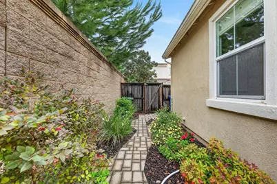 1533 Bonanza Lane, Folsom, CA 95630 - Photo 31