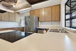 10 Pelican Ct, Sacramento, CA 95833 - Photo 9