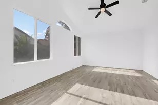 2004 Falls Dr, Yuba City, CA 95993 - Photo 15