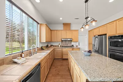 714 Chesterfield Way, Rocklin, CA 95765 - Photo 37