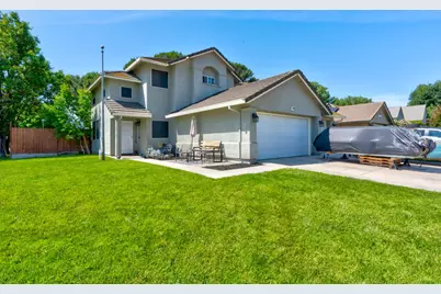 725 McKinley Street, Los Banos, CA 93635 - Photo 3
