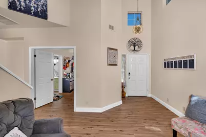 725 McKinley Street, Los Banos, CA 93635 - Photo 9