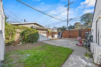 2329 Edison Avenue, Sacramento, CA 95821 - Photo 15