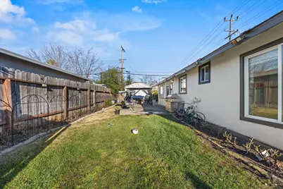 2329 Edison Avenue, Sacramento, CA 95821 - Photo 19