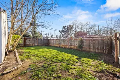 2329 Edison Avenue, Sacramento, CA 95821 - Photo 17