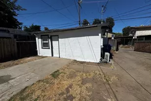365 N Echo Ave, Fresno, CA 93701 - Photo 11