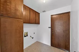 736 Shoreside Dr, Sacramento, CA 95831 - Photo 53