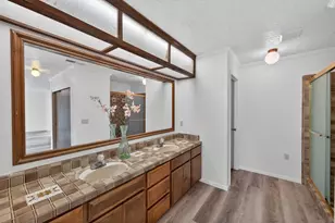 736 Shoreside Dr, Sacramento, CA 95831 - Photo 37