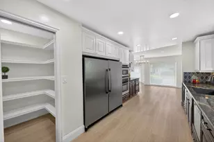 736 Shoreside Dr, Sacramento, CA 95831 - Photo 15
