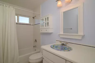 7110 Westmoreland Way, Sacramento, CA 95831 - Photo 25