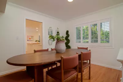 7110 Westmoreland Way, Sacramento, CA 95831 - Photo 11