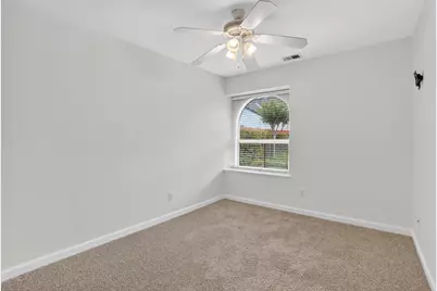 616 Village Drive, Galt, CA 95632 - Photo 11