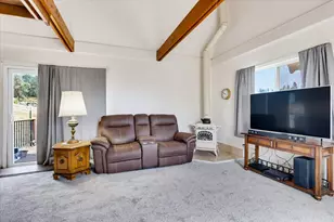 19554 Richmar Ln, Grass Valley, CA 95949 - Photo 5