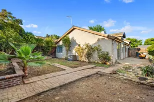 7043 Sprig Dr, Sacramento, CA 95842 - Photo 19