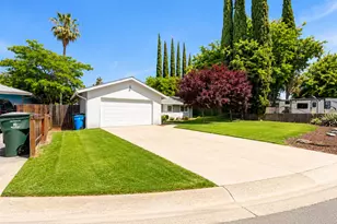1543 John Pl, Yuba City, CA 95993 - Photo 3