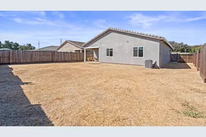 1983 Jamison Creek Way, Plumas Lake, CA 95961 - Photo 23