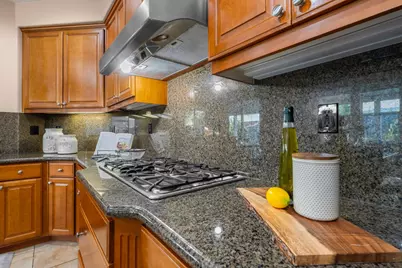 2564 W Summerland Way, Roseville, CA 95747 - Photo 27