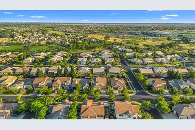 2564 W Summerland Way, Roseville, CA 95747 - Photo 93