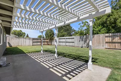 825 Buckingham Drive, Manteca, CA 95336 - Photo 15