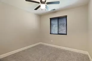 825 Buckingham Dr, Manteca, CA 95336 - Photo 9