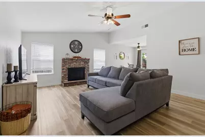 4202 Deaton Drive, Olivehurst, CA 95961 - Photo 3