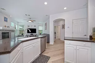 549 15 Mile Dr, Roseville, CA 95678 - Photo 17