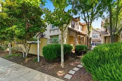 166 W Luna Loca Lane, Mountain House, CA 95391 - Photo 5