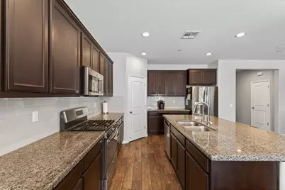 1710 Adeline Court, Hughson, CA 95326 - Photo 9