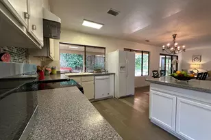 7929 Wildridge Dr, Fair Oaks, CA 95628 - Photo 15