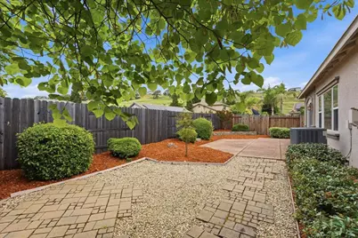 492 Lone Spur Drive, Folsom, CA 95630 - Photo 33