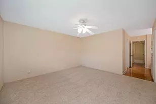 21 Saratoga Cir, Sacramento, CA 95864 - Photo 29